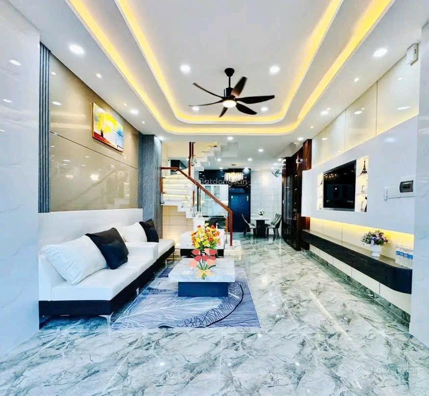 Bán nhà đang cho thuê 25triệu/tháng đường huỳnh mẫn đạt p19 bình thạnh. 3tỷ56/84m2 gần chợ thị nghè