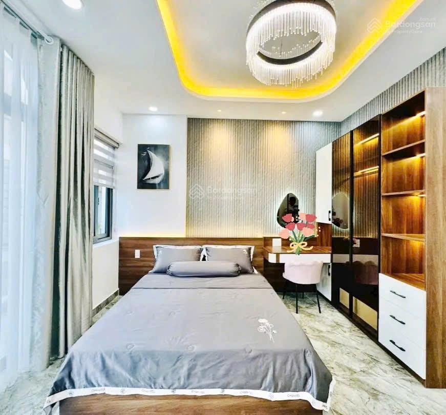 Bán nhà đang cho thuê 25triệu/tháng đường huỳnh mẫn đạt p19 bình thạnh. 3tỷ56/84m2 gần chợ thị nghè