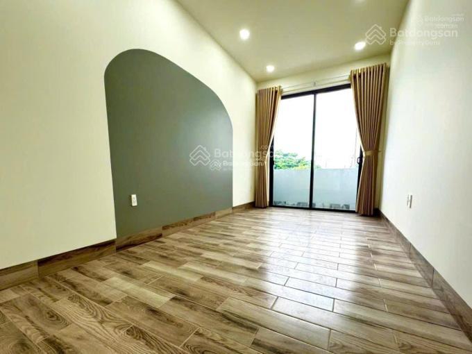 Bán gấp nhà đường nguyễn gia thiều  quận 3. giá 3tỷ6/86m2 gần đại học sài gòn. đang cho thuê 27tr