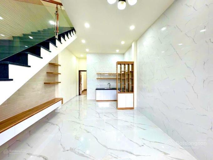 Bán gấp nhà đường nguyễn gia thiều  quận 3. giá 3tỷ6/86m2 gần đại học sài gòn. đang cho thuê 27tr