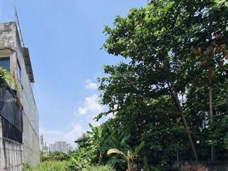 Bán gấp lô đất đường bưng ông thoàn  quận 9. giá 1tỷ6/153,4m2 gần mầm non hoa hồng đỏ. sổ riêng