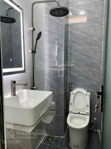 Bán gấp nhà đường lý thái tổ p10 q10. giá 3tỷ250/72,7m2 gần chợ hoa hồ thị kỷ. đang cho thuê 24tr/t