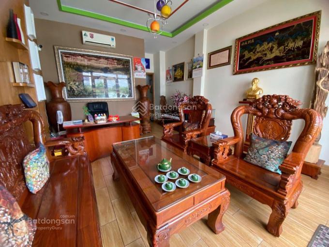 Kẹt vốn bán gấp nhà đường diên hồng p1 bình thạnh. 3tỷ4/80,5m2 gần chợ bà chiểu. đang cho thuê 26tr