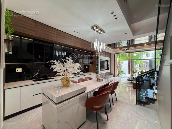 Đi định cư bán nhà nguyễn trung ngạn  q1. 81,5m2 gần ubnd phường bến nghé. cho thuê 40tr