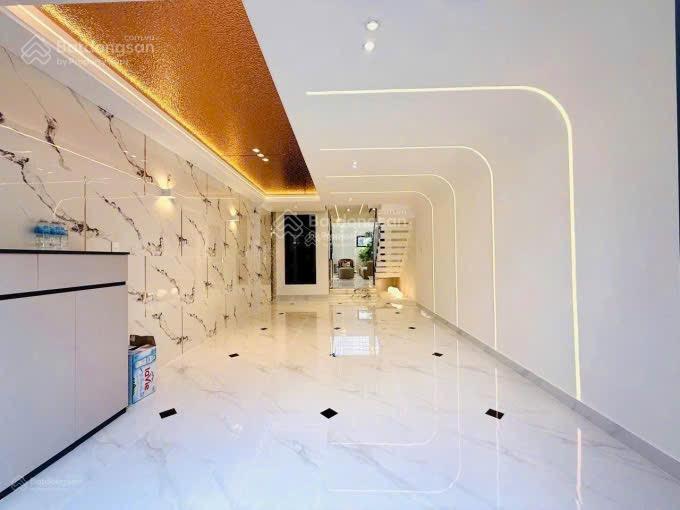 Cô hằng bán nhà phạm ngọc thạch, p. võ thị sáu q3. giá 4tỷ2/87.5m2 gần hồ con rùa. cho thuê 30tr/t