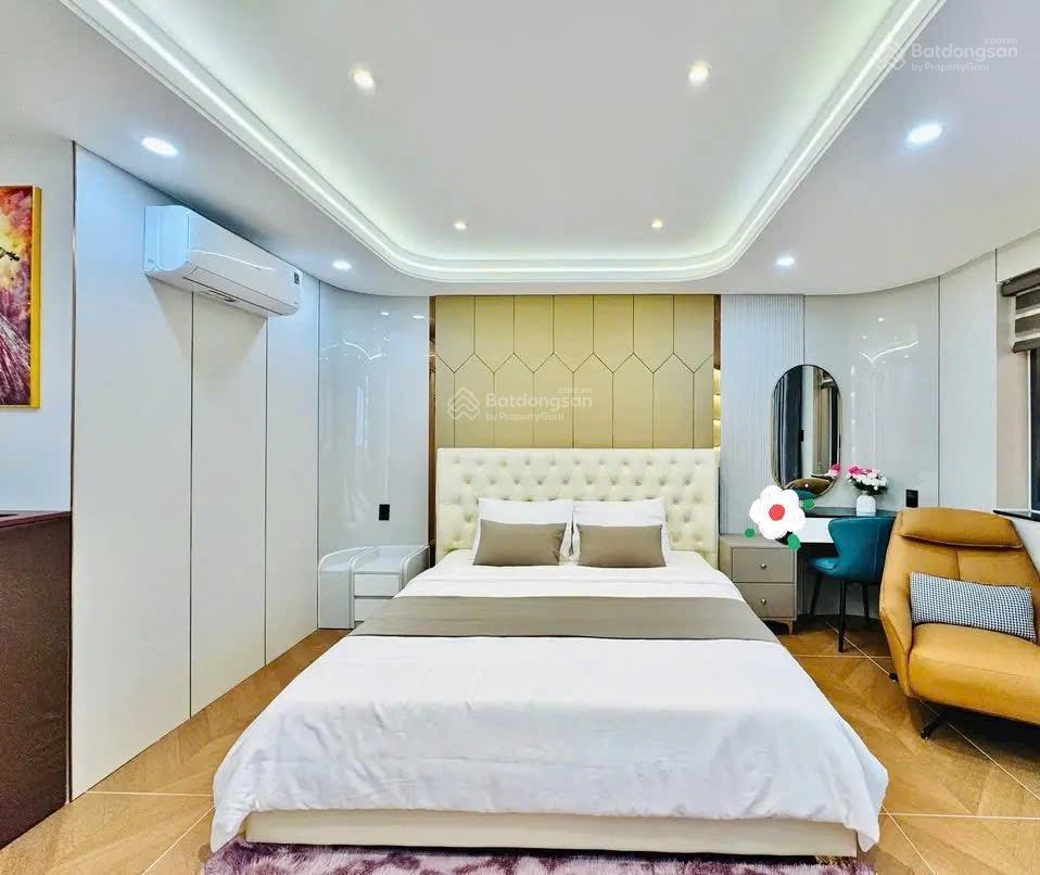 Chính chủ bán nhà nguyễn thị minh khai  q1. giá 5tỷ590/86,4m2 gần cv lê văn tám. cho thuê 38tr/th
