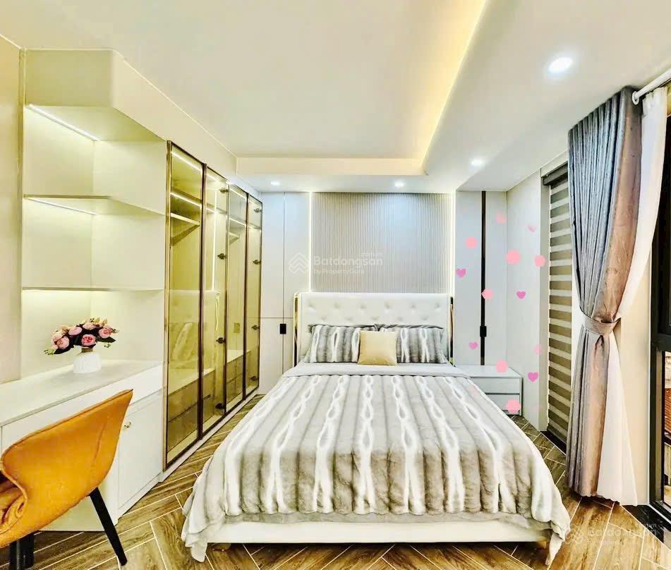 Chính chủ bán nhà nguyễn thị minh khai  q1. giá 5tỷ590/86,4m2 gần cv lê văn tám. cho thuê 38tr/th