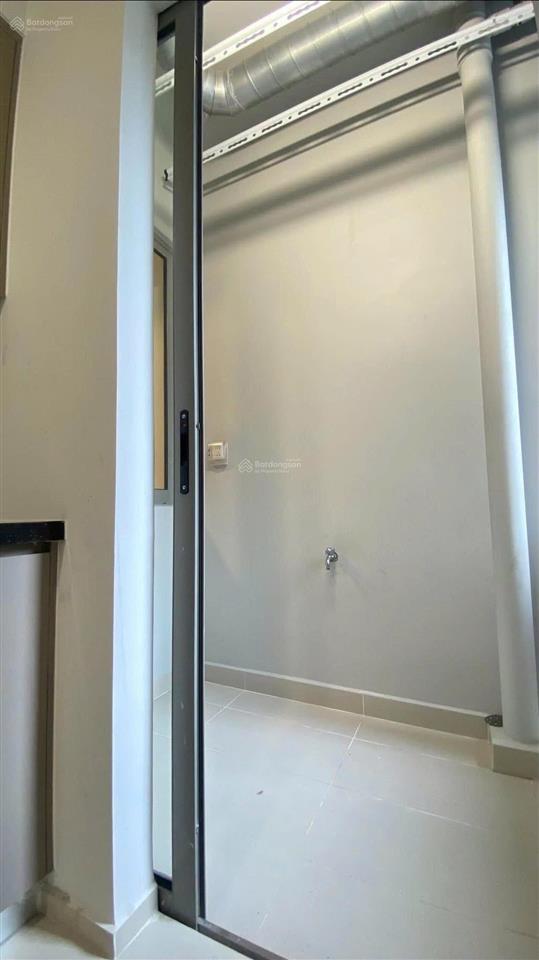 Bán nhanh căn hộ chung cư xóm cải, đường nguyễn trãi p8 q5. giá 2tỷ5/92,5m2 gần bệnh viện đh y dược