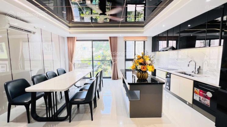 Bán nhà đường nguyễn văn nguyễn  quận 1. giá 5tỷ050/105,4m2 gần trường đh văn lang. cho thuê 55tr
