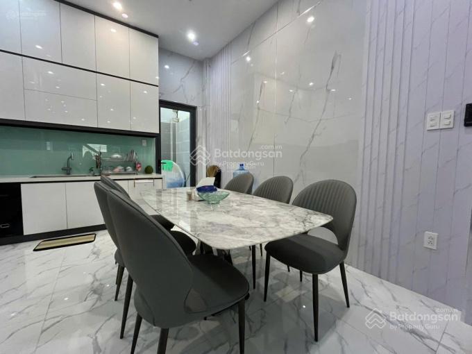 Kẹt tiền bán gấp nhà đường trương quyền  q3. giá 3tỷ8/80,2m1 gần chợ tân định. đang cho thuê 26tr