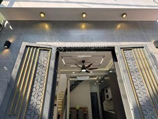 Chính chủ bán nhà đường hoa lan p2 phú nhuận. 2tỷ6/65,5m2 gần khu ẩm thực pxl. đang cho thuê 16tr/t