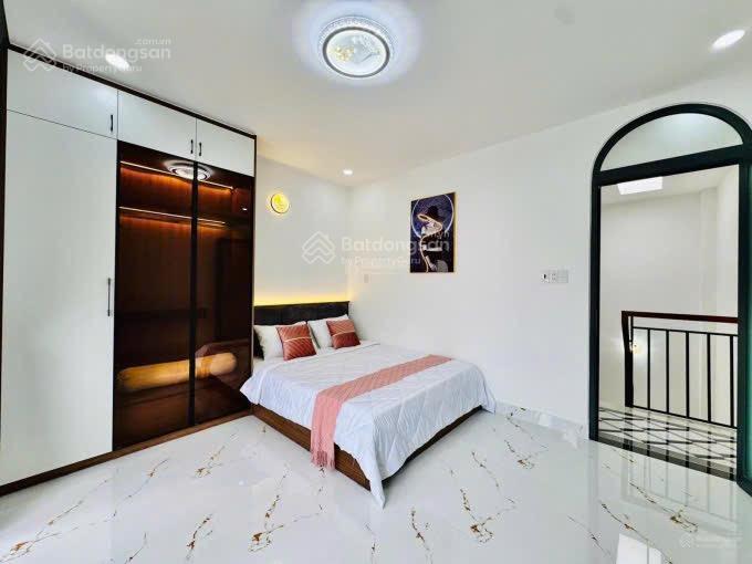 Giảm giá mạnh bán gấp nhà nguyễn phúc nguyên p9 q3. giá 4tỷ6/89,1m2 gần ga sài gòn. cho thuê 35tr/t