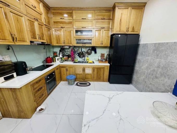 Bán rẻ nhà đường xô viết nghệ tĩnh p19 bình thạnh. 3tỷ2/63,2m2 gần chợ thị nghè. đang cho thuê 20tr