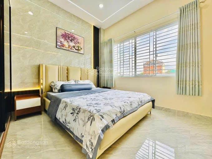 Bán nhà đang cho thuê 30 triệu/tháng đường phan tôn, p. đa kao q1. 78,3m2 gần chợ đa kao