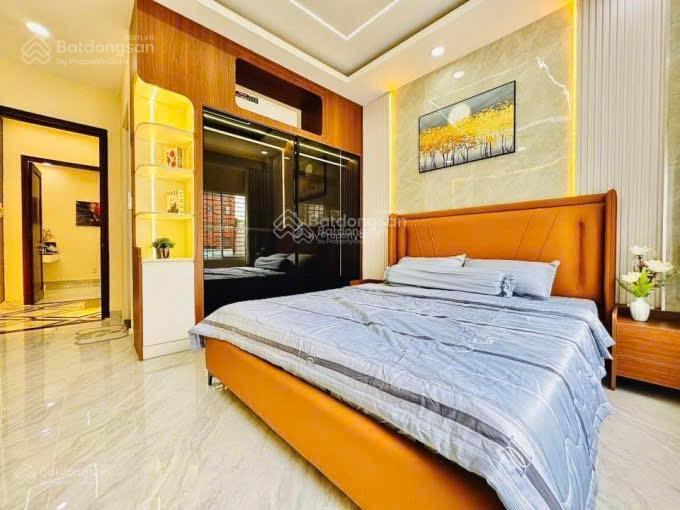 Bán nhà đang cho thuê 30 triệu/tháng đường phan tôn, p. đa kao q1. 78,3m2 gần chợ đa kao