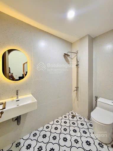 Giảm 500 triệu bán nhanh nhà trần phú p4 q5. dt 81,6m2 gần đại học sài gòn. cho thuê 26tr/th