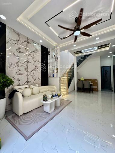Chính chủ bán nhà đường hoa lan p2 phú nhuận. 65,5m2 gần khu ẩm thực pxl. đang cho thuê 16tr/th