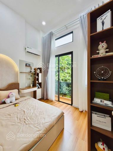 Bán nhà chính chủ thạch thị thanh, p. tân định q1. 93,5m2 gần chợ tân định. cho thuê 45tr