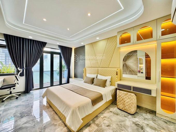 Bán gấp nhà đường hồ hảo hớn, p. cô giang, q1. 73,5m2 gần đh văn lang. cho thuê 26tr/th