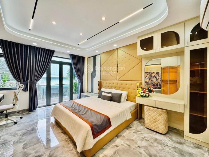 Bán gấp nhà đường hồ hảo hớn, p. cô giang, q1. 73,5m2 gần đh văn lang. cho thuê 26tr/th
