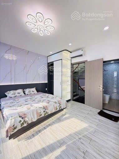 Chuyển ra bắc bán nhà đường lê văn sỹ p14 q3. dt 86m2 gần chợ nguyễn văn trỗi. cho thuê 26tr