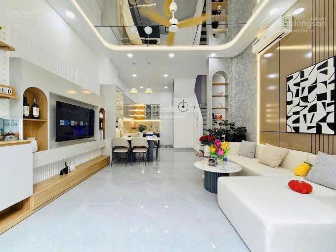 Chú thách bán gấp nhà phan phú tiên p10 q5. dt 77,5m2 gần trường th lý cảnh hớn. cho thuê 24tr