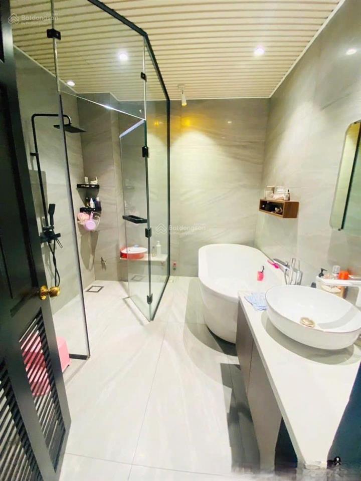 Chính chủ bán nhà thân văn nhiếp  q2. 83,7m2 gần công viên hoa phượng. cho thuê 22tr/th