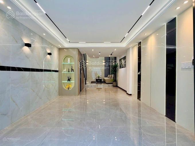 Bán gấp nhà nguyễn đình chiểu p4 q3. dt 83,5m2 gần chợ vườn chuối. đang cho thuê 32tr/th