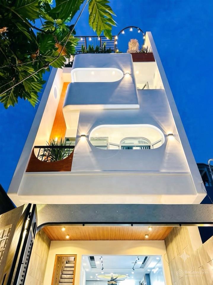 Bán gấp nhà đường tân phước p6 q10. giá 3tỷ8/72m2 gần sân vận động thống nhất. đang cho thuê 25tr/t