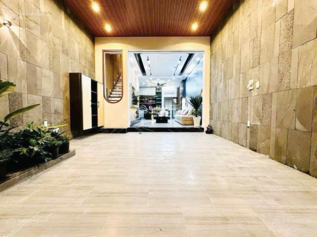 Bán gấp nhà đường tân phước p6 q10. giá 3tỷ8/72m2 gần sân vận động thống nhất. đang cho thuê 25tr/t
