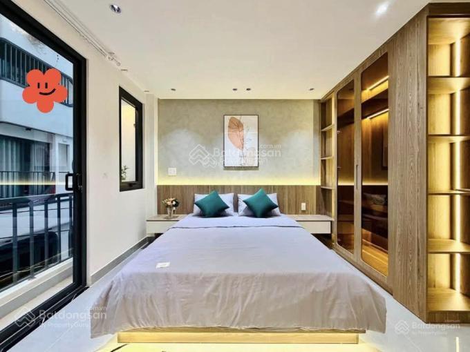 Bán nhà đang cho thuê 25 triệu/tháng đường 3/2  q10. 75,5m2 gần vincom. đường xe hơi