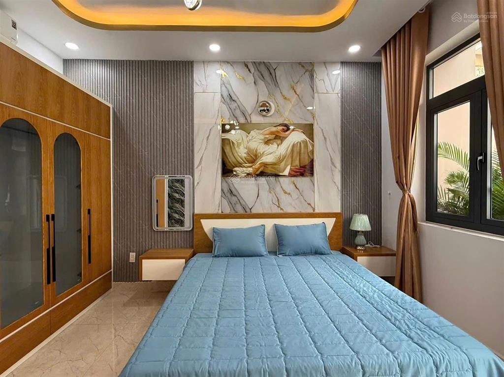 Ra bắc bán gấp nhà nguyễn hữu cảnh p22 bình thạnh.  80,1m2 gần landmark 81. đang cho thuê 28tr