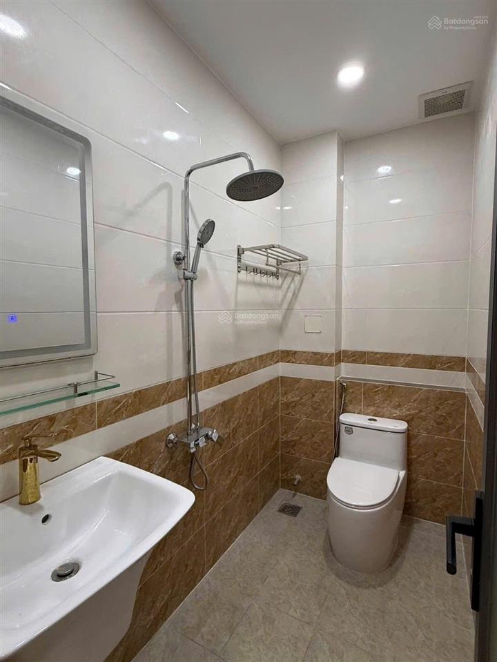 Ra bắc bán gấp nhà nguyễn hữu cảnh p22 bình thạnh.  80,1m2 gần landmark 81. đang cho thuê 28tr