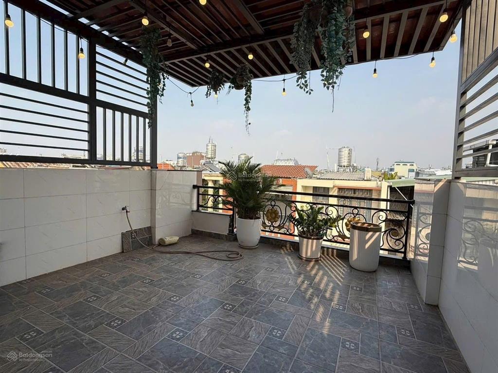 Ra bắc bán gấp nhà nguyễn hữu cảnh p22 bình thạnh.  80,1m2 gần landmark 81. đang cho thuê 28tr