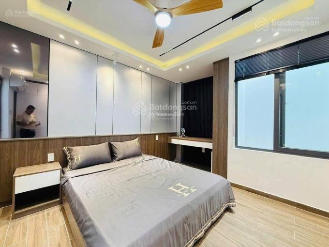Bán gấp nhà đường nguyễn thượng hiền p5 q3. dt 82,2m2 gần chợ vườn chuối. đang cho thuê 26tr/th