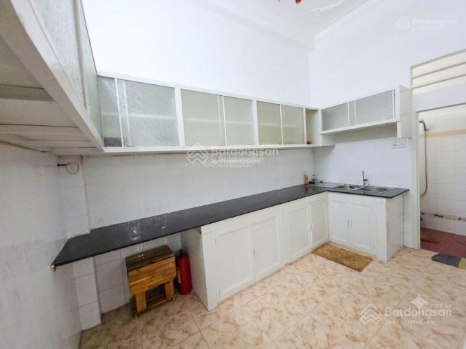 Bán gấp nhà lý tự trọng, phường bến nghé q1. 75,6m2 gần vincom center. cho thuê 32tr/th