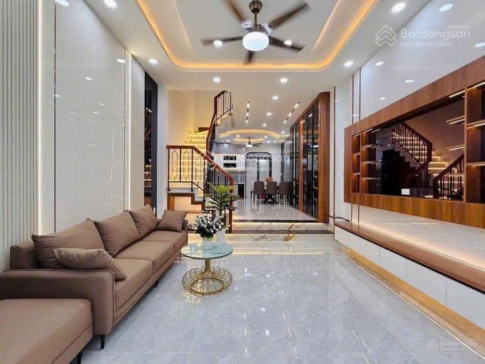 Cần vốn bán nhà nguyễn thị diệu  quận 3. 89m2 gần bệnh viên da liễu. đang cho thuê 30tr