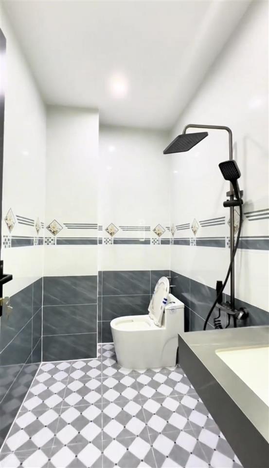 Cô yến bán gấp nhà lê văn duyệt p1 bình thạnh. 91m2 gần cầu bông. đang cho thuê 27tr/th