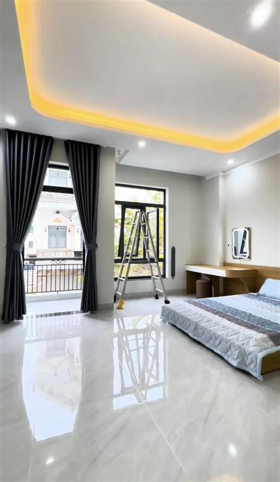 Cô yến bán gấp nhà lê văn duyệt p1 bình thạnh. 91m2 gần cầu bông. đang cho thuê 27tr/th