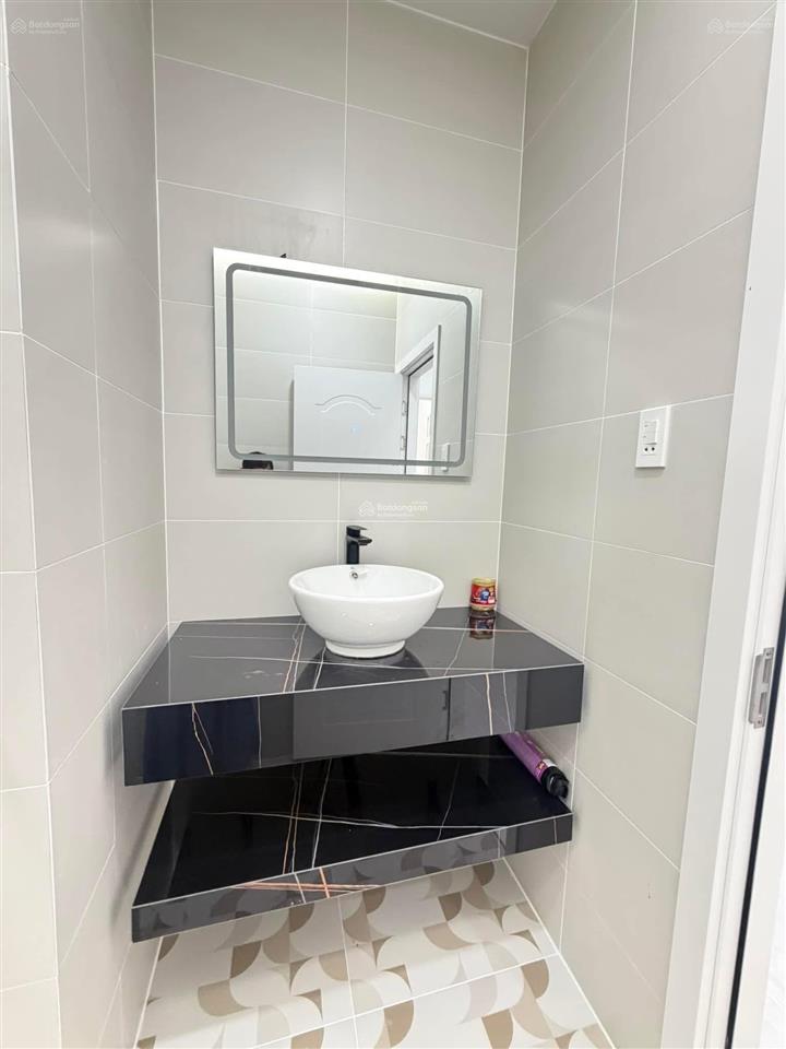 Chính chủ bán nhanh nhà đường lê văn hưu  q1. 101,2m2 gần bv nhi đồng 2. cho thuê 45tr/th