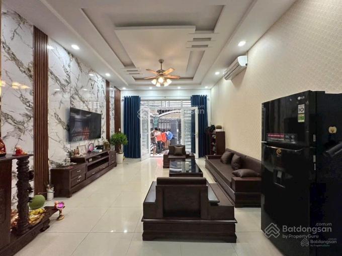 Chính chủ bán nhà kinh doanh hòa hưng p12 q10. dt 67,5m2 gần chợ hoà hưng. cho thuê 22tr/th