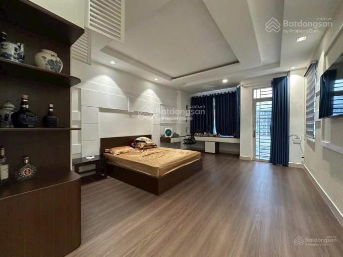 Chính chủ bán nhà kinh doanh hòa hưng p12 q10. dt 67,5m2 gần chợ hoà hưng. cho thuê 22tr/th