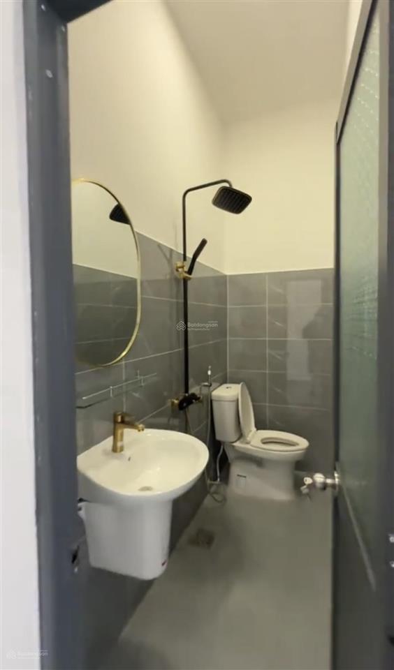 Nhà chính chủ bán gấp nguyễn bỉnh khiêm  q1. giá 3tỷ4/76,5m2 gần thảo cầm viên. cho thuê 22tr/th