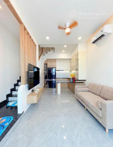 Chú phi bán nhà đường kinh doanh hòa hảo p5 q10. giá 3 tỷ 1/56m2 gần chợ hoà hưng. cho thuê 20tr/th