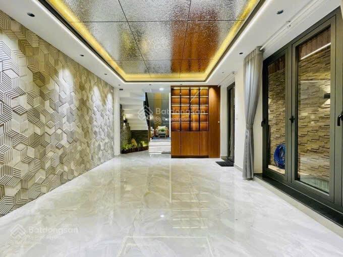 Chuyển công tác bán nhà đường nguyễn trãi, quận 1. 75,6m2 gần chợ thái bình. cho thuê 38tr