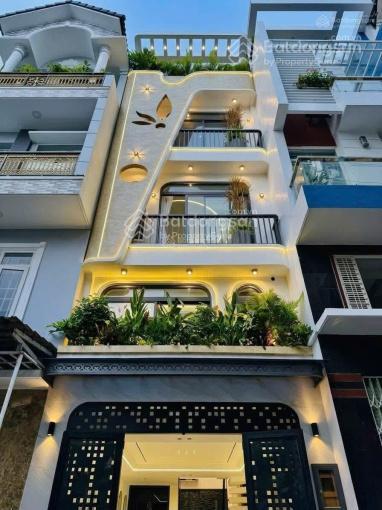 Bán nhà đang cho thuê 28triệu/tháng đường 3 tháng 2  q10. giá 4tỷ2/80,5m2 gần vincom. ô tô tận nhà