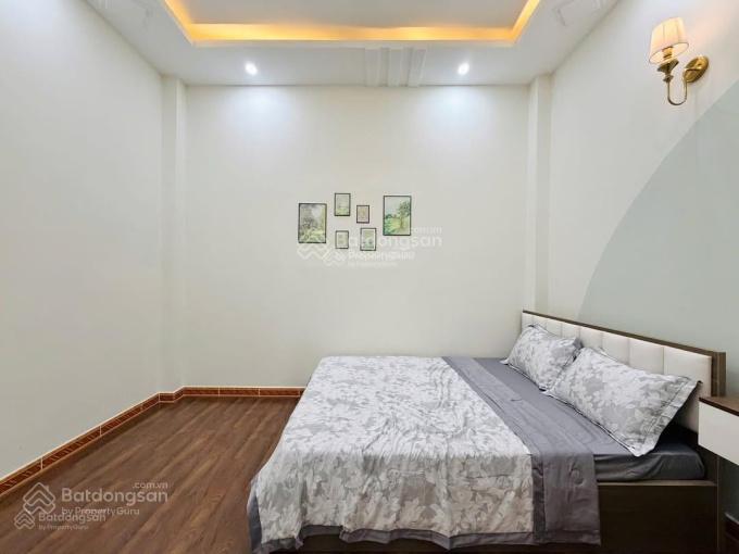 Cần bán gấp nhà trần thiện chánh p12 q10. dt 84m2 gần vạn hạnh mall. đang cho thuê 26tr/th