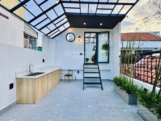 Có ngay nhà sư vạn hạnh p12 q10. gần vạn hạnh mall. 3tỷ6/62,1m2 đang cho thuê 26tr. đường ô tô