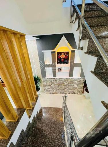 Bán gấp nhà giá tốt đỗ thị lời p11 quận 3. dt 50m2 gần chợ hoà hưng. đang cho thuê 16tr/th