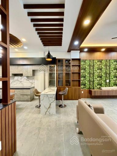 Cô tám bán nhà nguyễn thị minh khai  q1. 76,8m2 gần cv lê văn tám. đang cho thuê 35tr/th